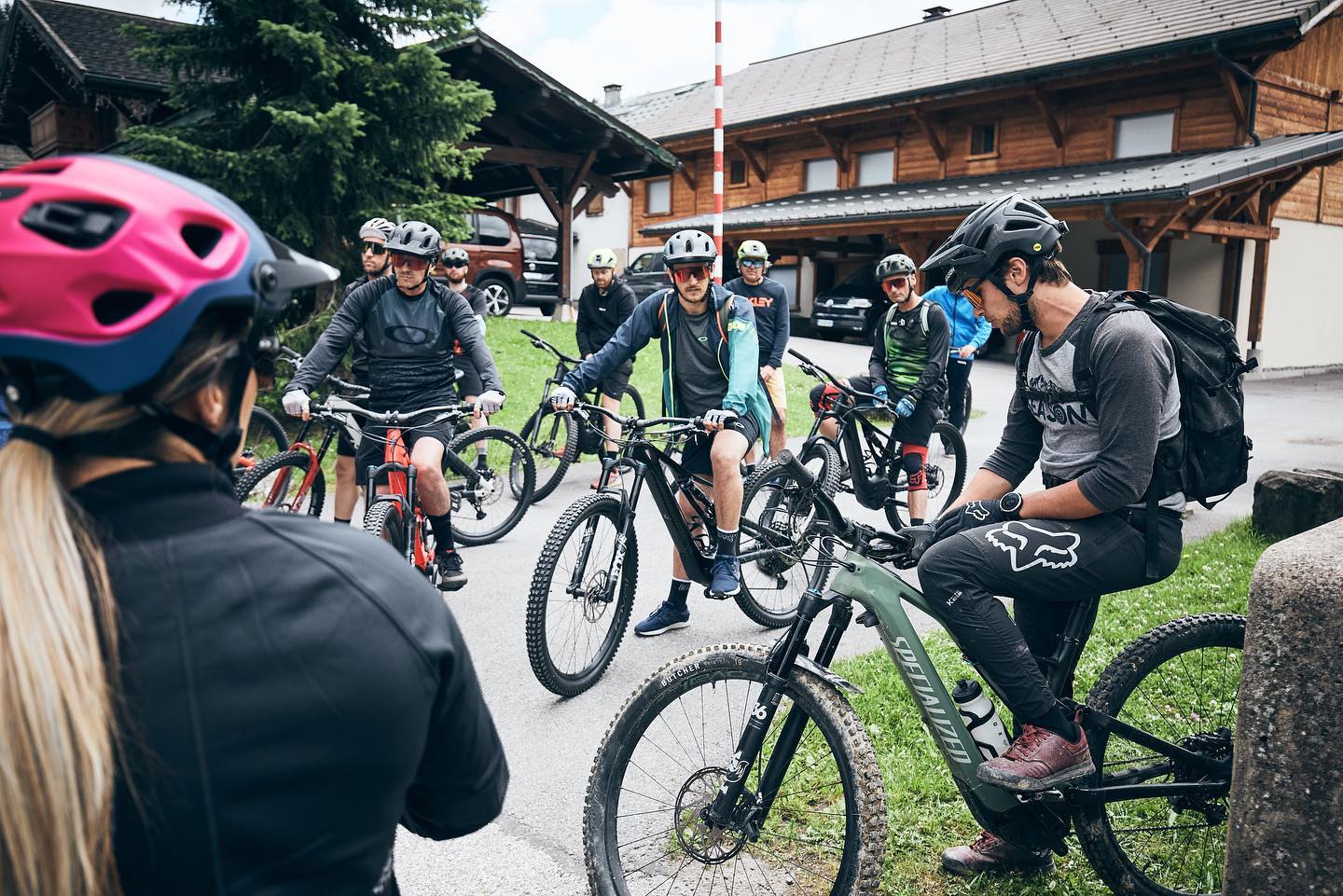 https://www.vojomag.com/app/uploads/2025/08/antoine montegani podcast lunch ride 2025 vojo paul humbert 10 1365x2048.jpg