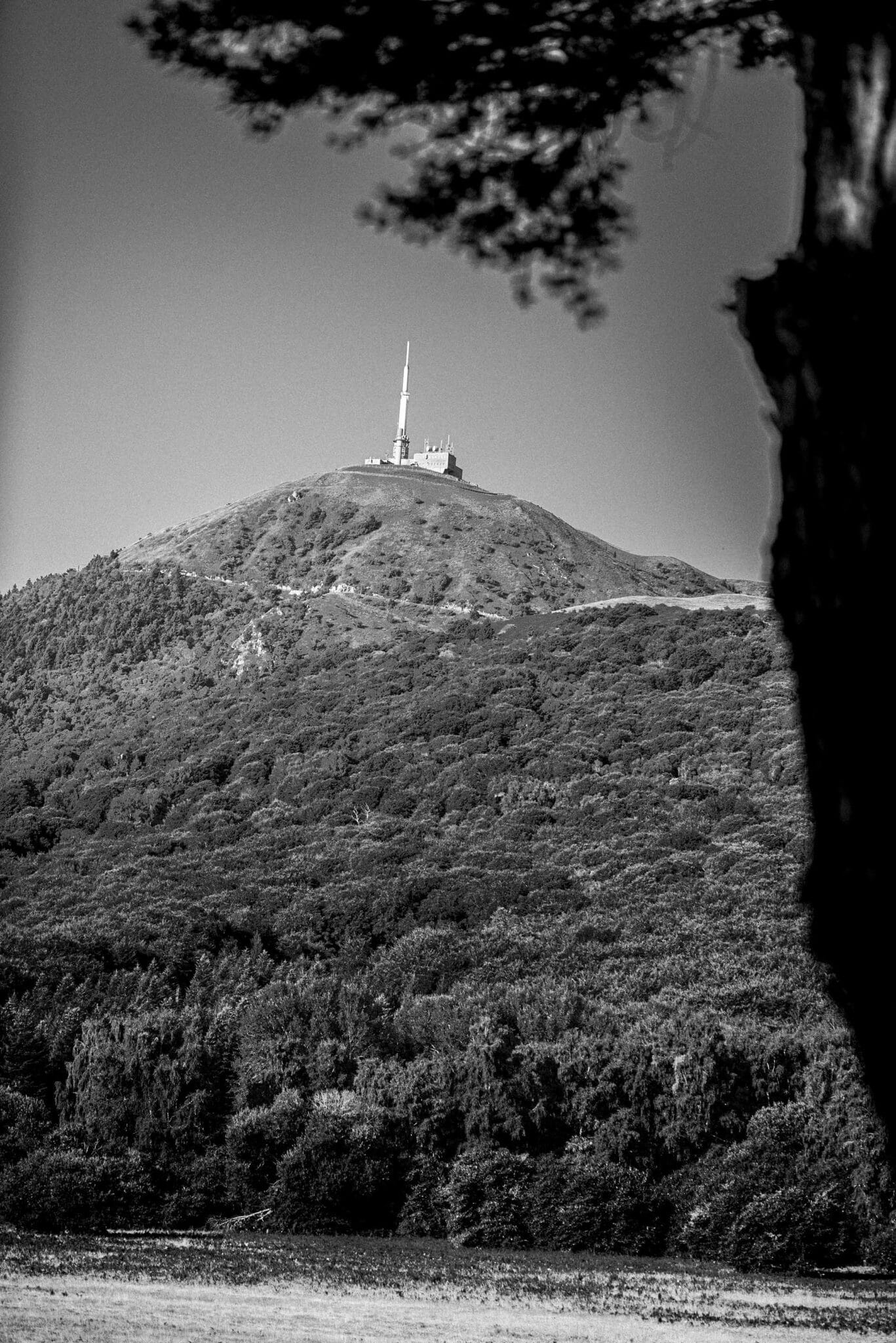 https://www.vojomag.com/app/uploads/2025/08/Challenge Tourmagne Puy de Dome 1367x2048.jpg