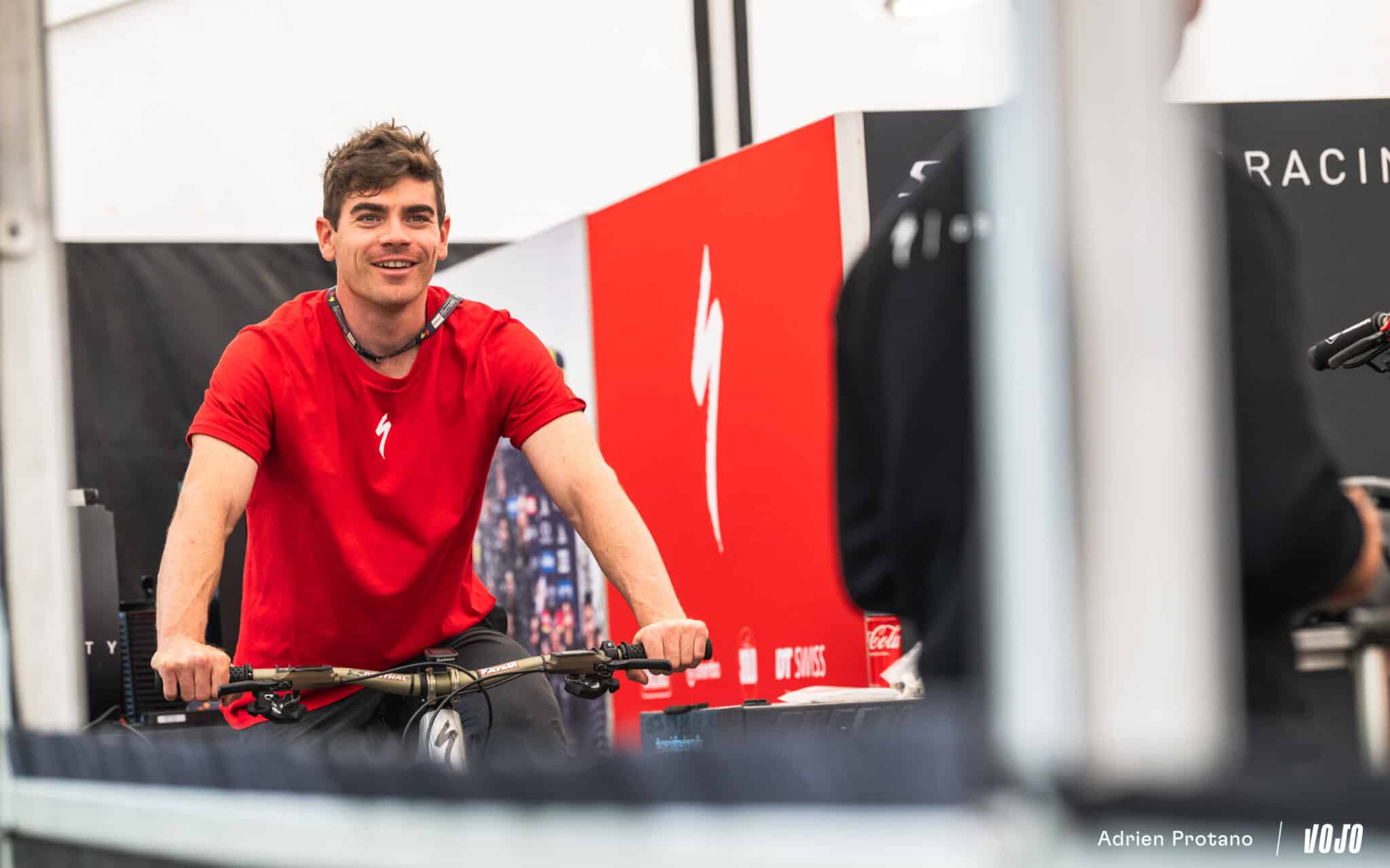 https://www.vojomag.com/app/uploads/2025/08/Coupe du monde VTT DH XC France Haute Savoie test avis Vojo nouveaute A.Protano 1 7 2048x1280.jpg