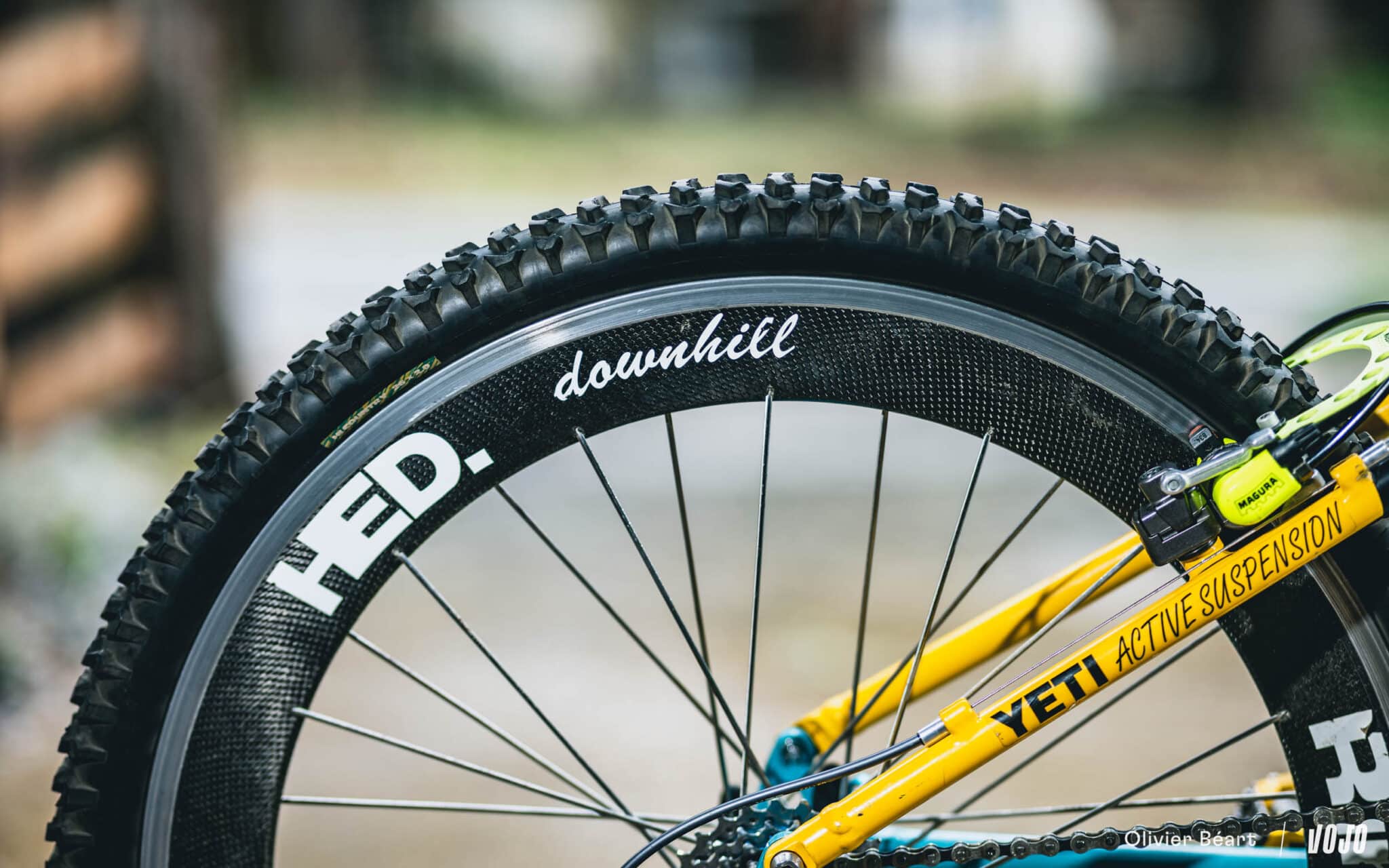 https://www.vojomag.com/app/uploads/2025/08/HED aero insert yeti dh vintage rockshox Judy DH - Copyright Olivier Beart Vojo Magazine 2 2048x1280.jpg
