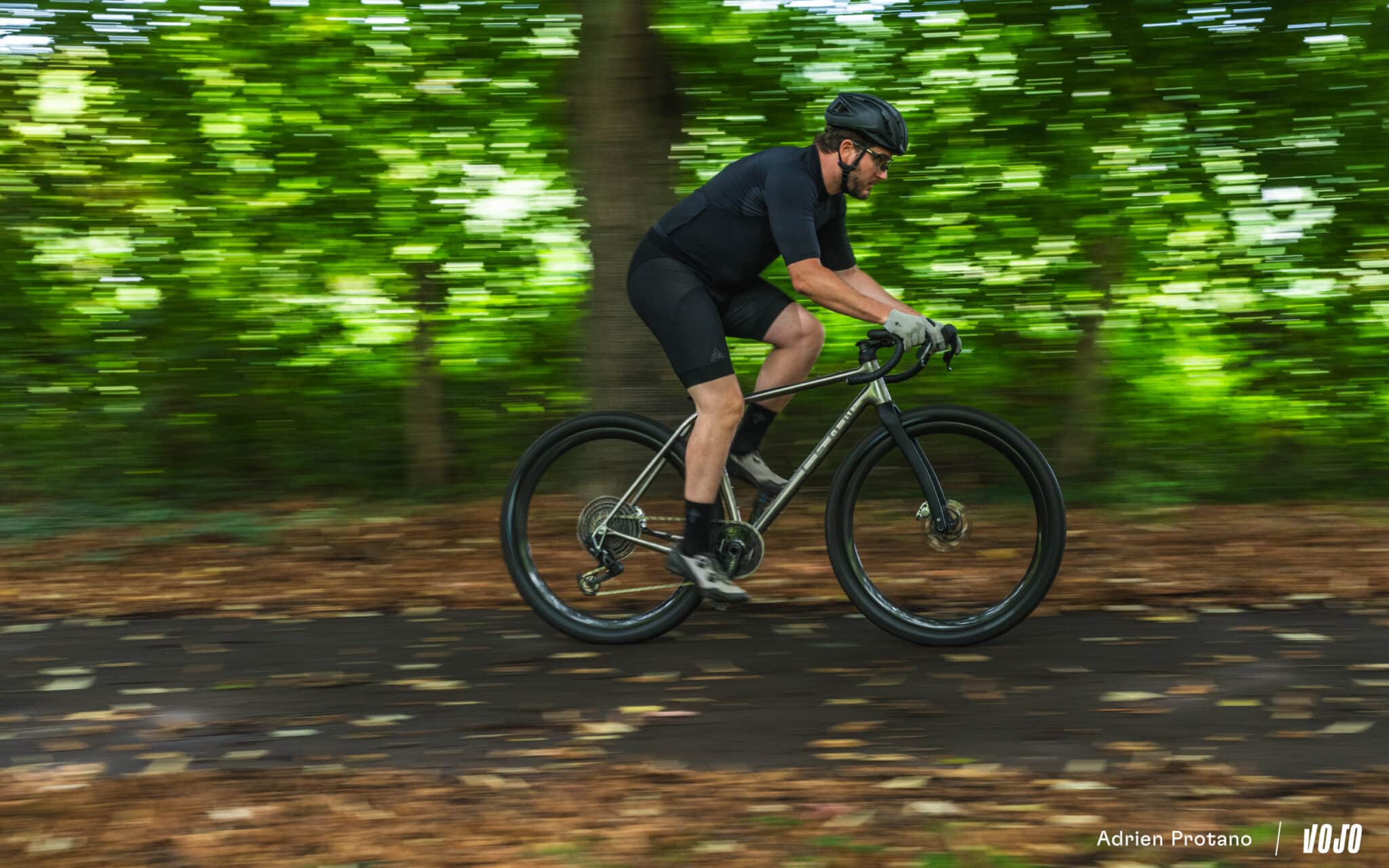 https://www.vojomag.com/app/uploads/2025/08/Leon Larage Gravel 2025 test avis vojo VTTAE nouveaute A.Protano 22 2048x1280.jpg