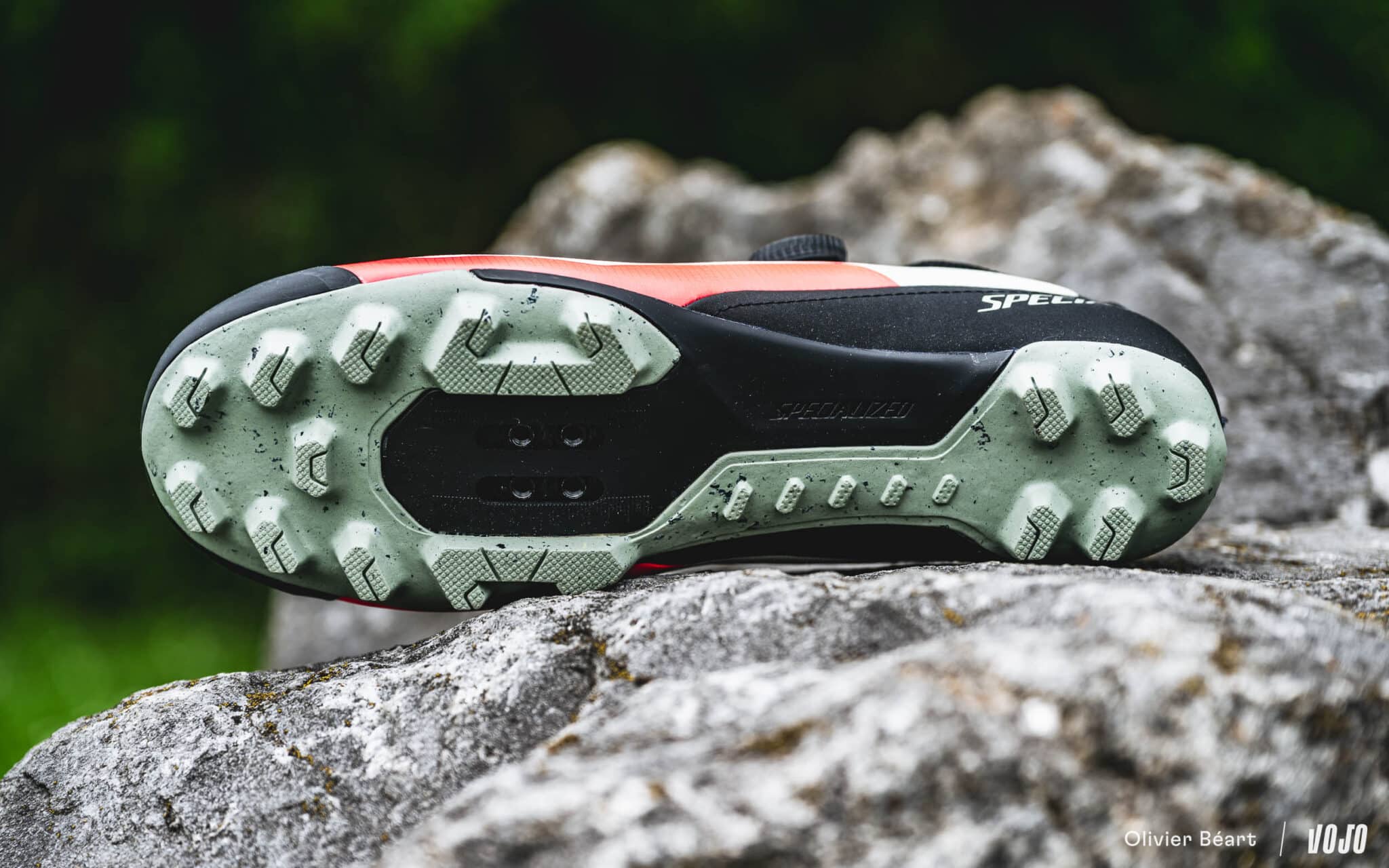 https://www.vojomag.com/app/uploads/2025/08/Specialized Recon chaussures gravel vtt test essai avis - Copyright Olivier Beart Vojo Magazine 26 2048x1280.jpg