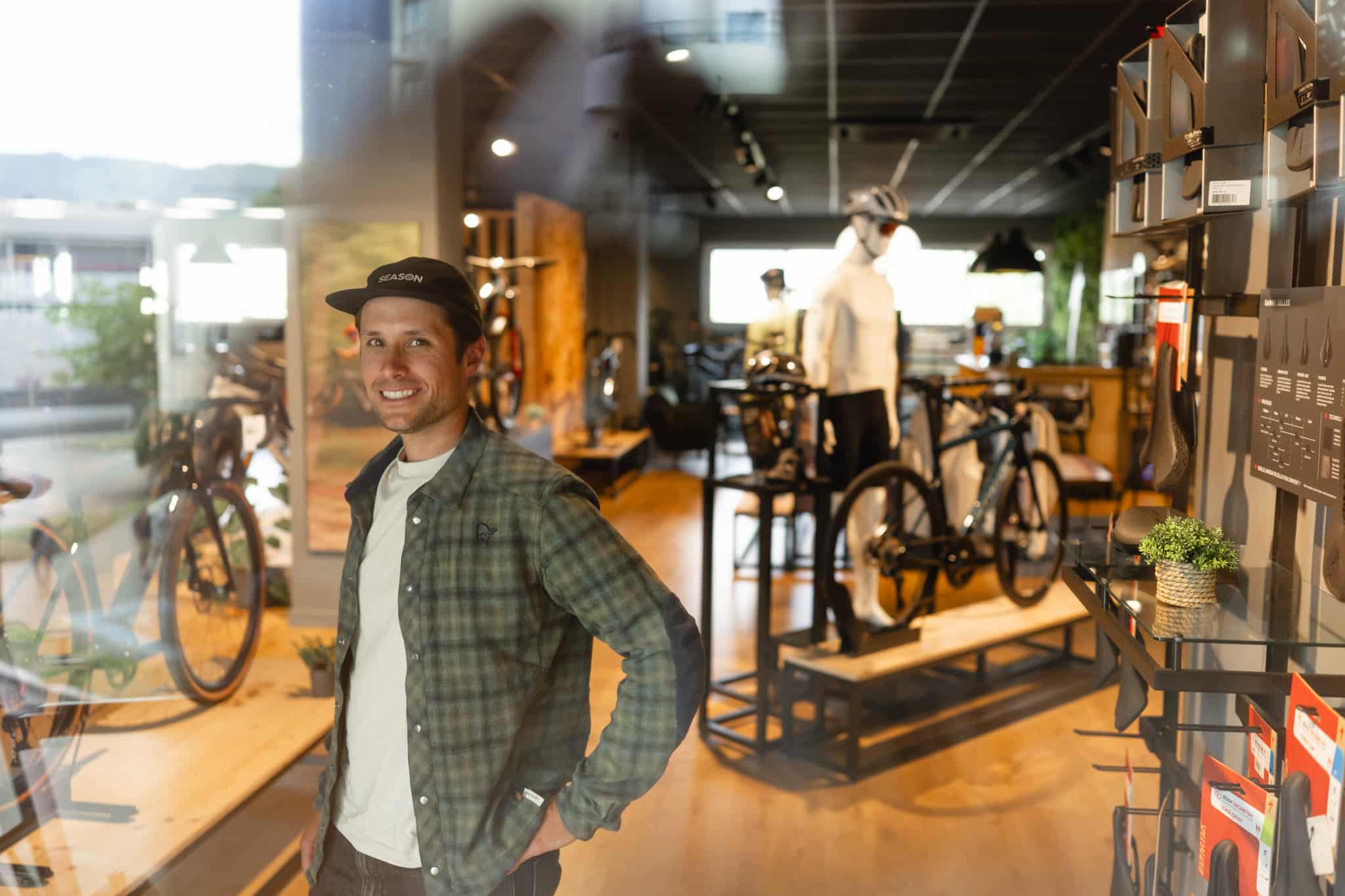 Lunch Ride | Un guide vélo, à quoi ça sert ? – Antoine Montegani (Season Guiding)