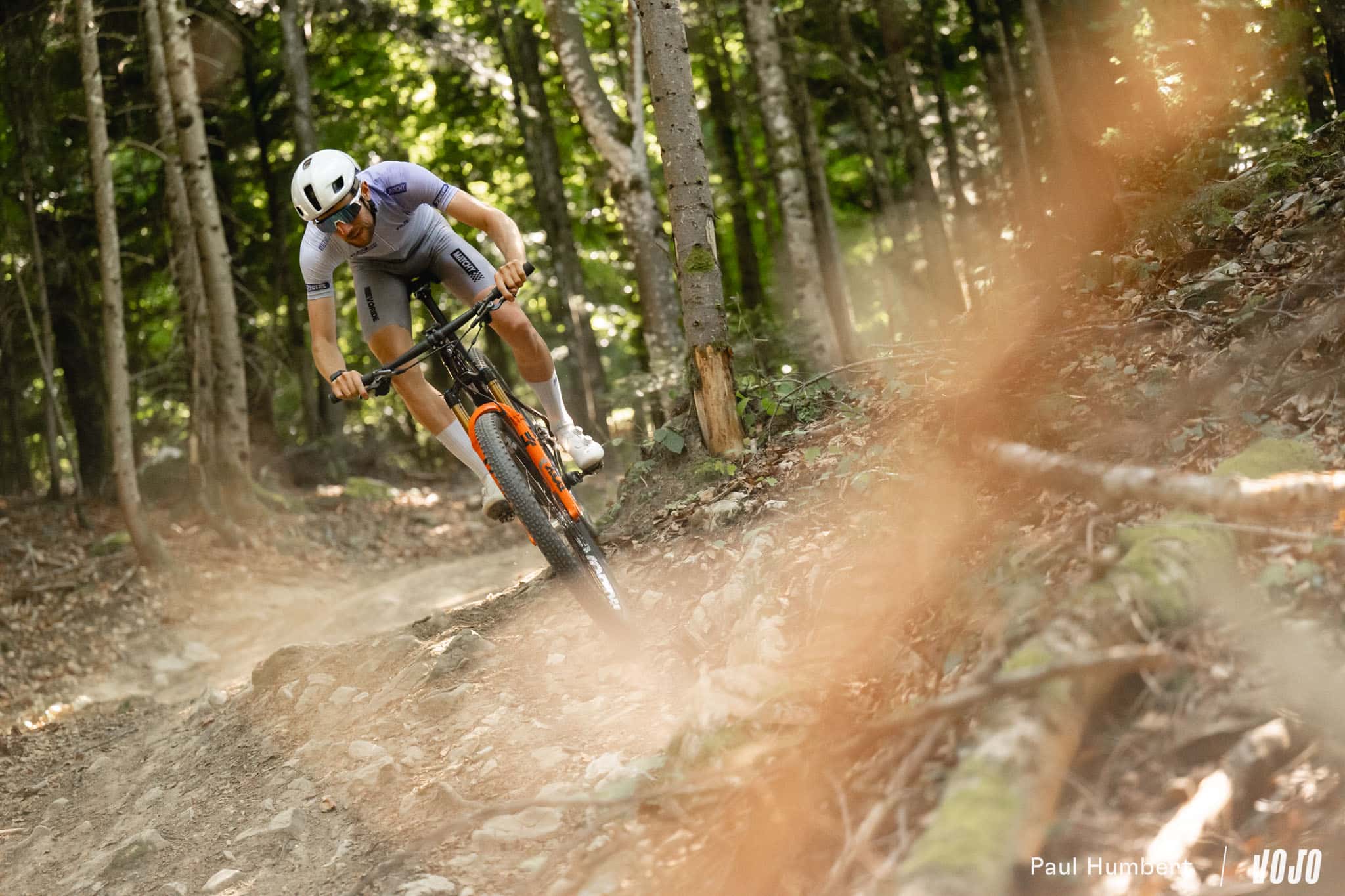https://www.vojomag.com/app/uploads/2025/08/remi groslambert trek supercaliber procaliber veyrier 2025 vojo paul humbert 96.jpg