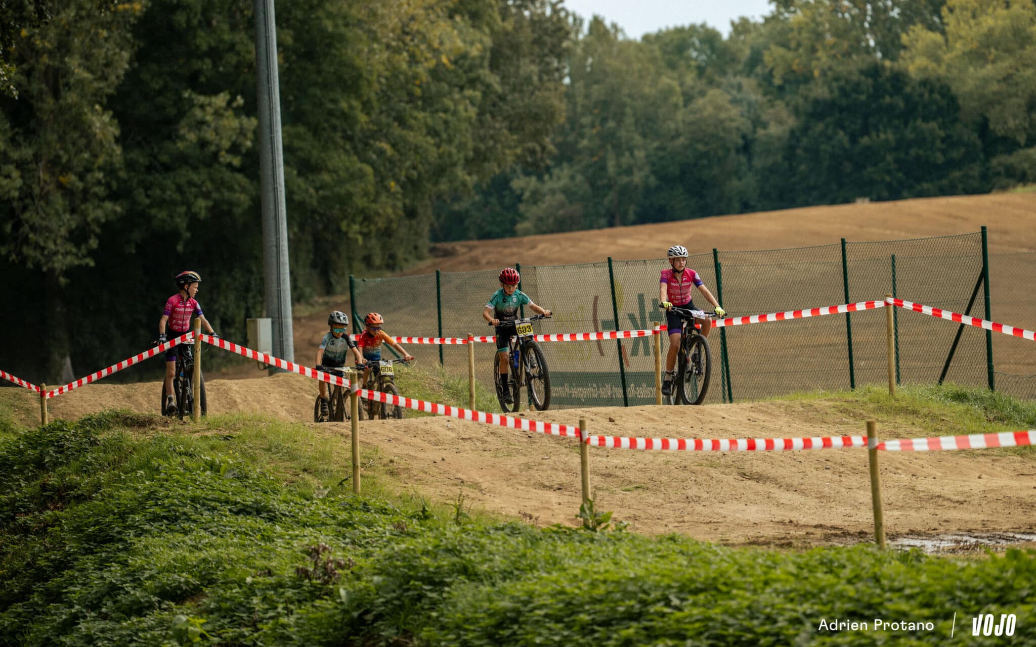 https://www.vojomag.com/app/uploads/2025/09/BH Kids Challenge Orp Jauche Vojo 1 2 2048x1280.jpg