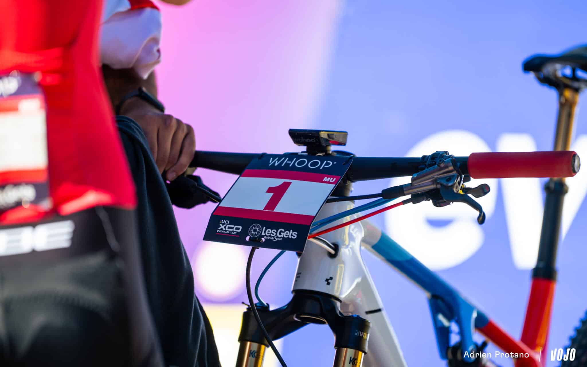 https://www.vojomag.com/app/uploads/2025/09/Coupe du monde VTT DH XC France Haute Savoie test avis Vojo nouveaute A.Protano 1 16 2048x1280.jpg