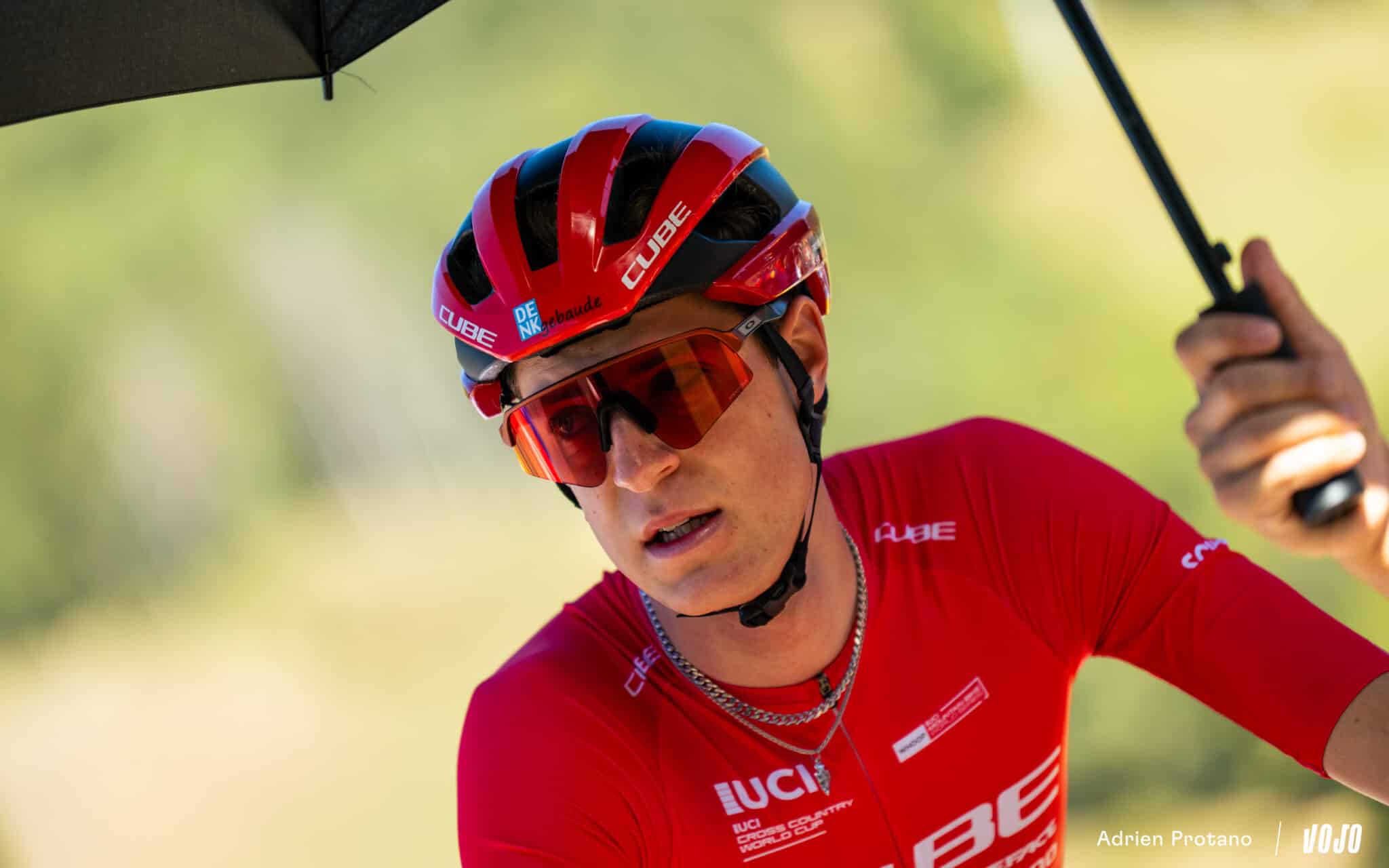 https://www.vojomag.com/app/uploads/2025/09/Coupe du monde VTT DH XC France Haute Savoie test avis Vojo nouveaute A.Protano 1 16 2048x1280.jpg