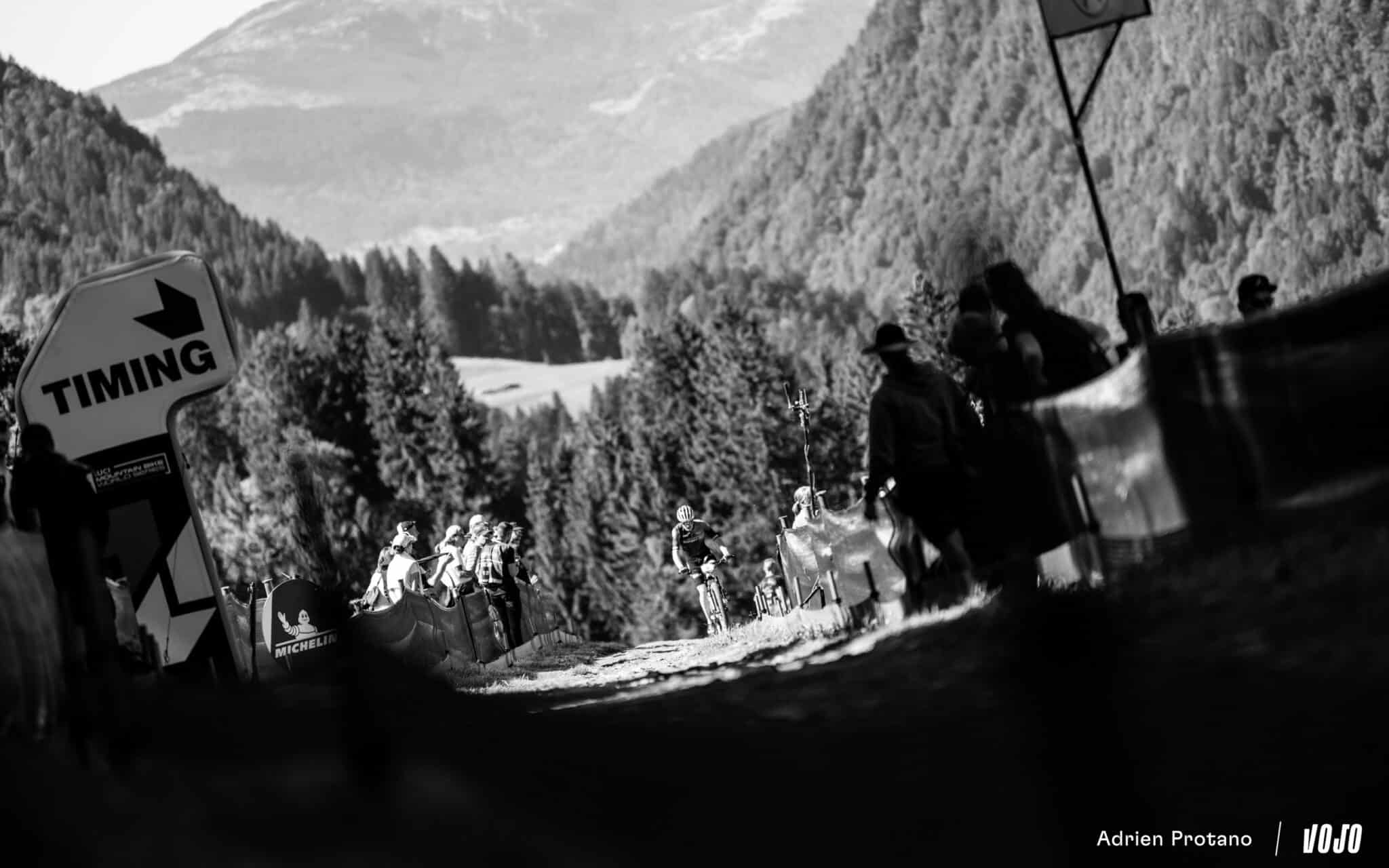 https://www.vojomag.com/app/uploads/2025/09/Coupe du monde VTT DH XC France Haute Savoie test avis Vojo nouveaute A.Protano 1 25 2048x1280.jpg