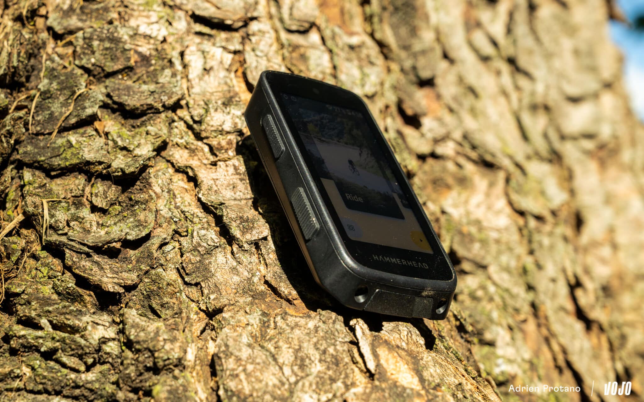 https://www.vojomag.com/app/uploads/2025/09/Hammerhead Karoo 3 GPS VTT VTTAE Gravel test avis comparaison Vojo nouveaute 2025 2026 A.Protano 1 9 2048x1280.jpg