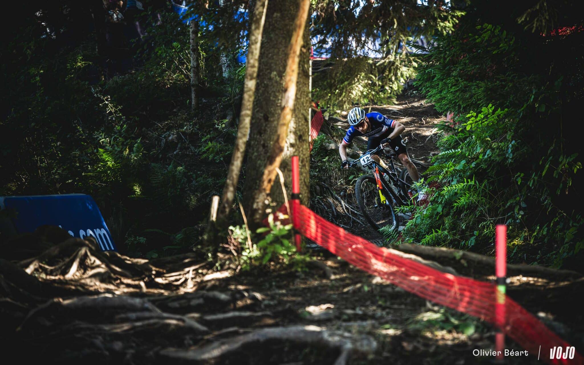 https://www.vojomag.com/app/uploads/2025/09/Les Gets 2025 World Cup XC Martin Van Der Poel - Copyright Olivier Beart Vojo Magazine 5 2048x1280.jpg