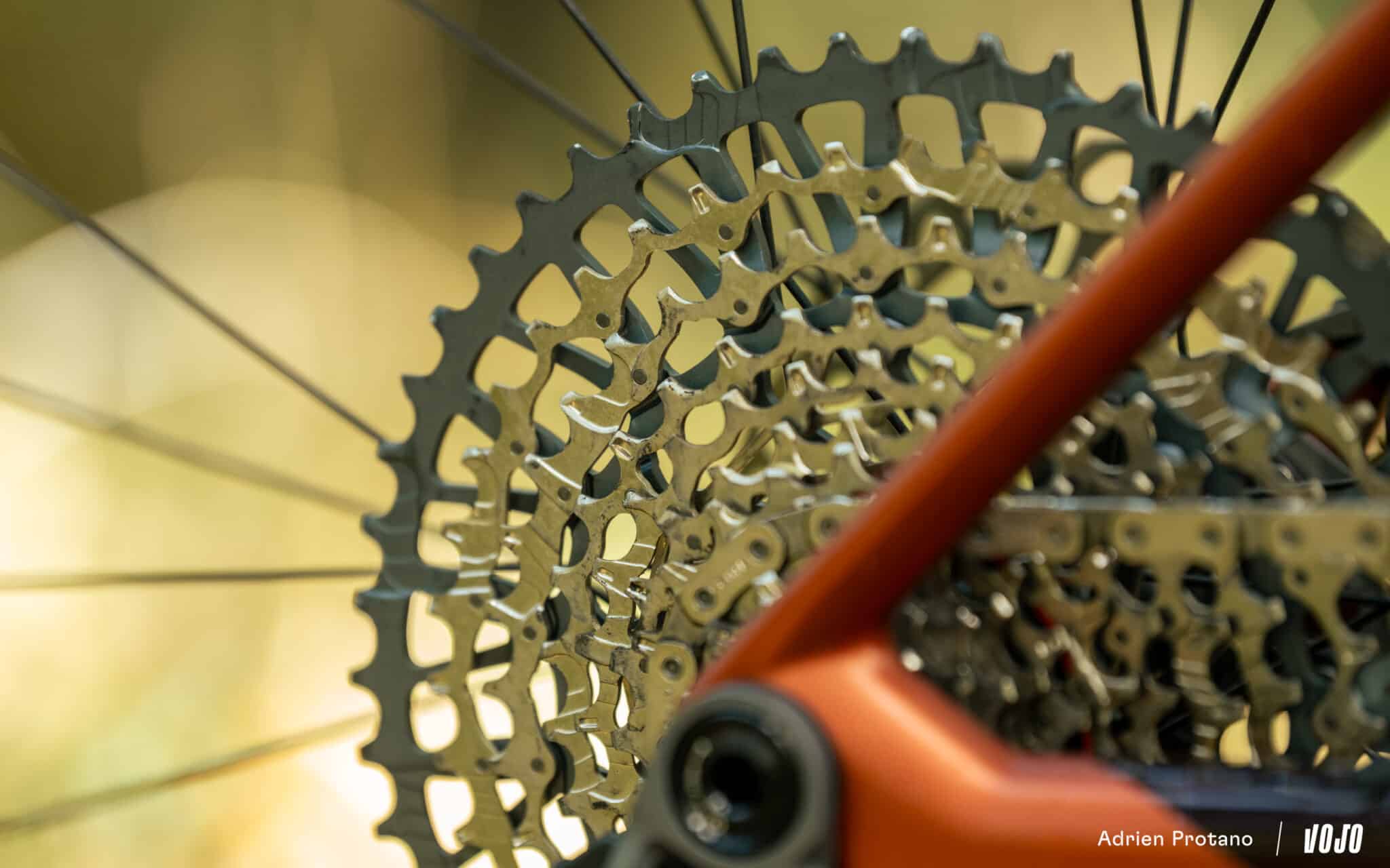 https://www.vojomag.com/app/uploads/2025/09/Orbea Alma 2025 test avis Vojo nouveaute A.Protano 7 2048x1280.jpg