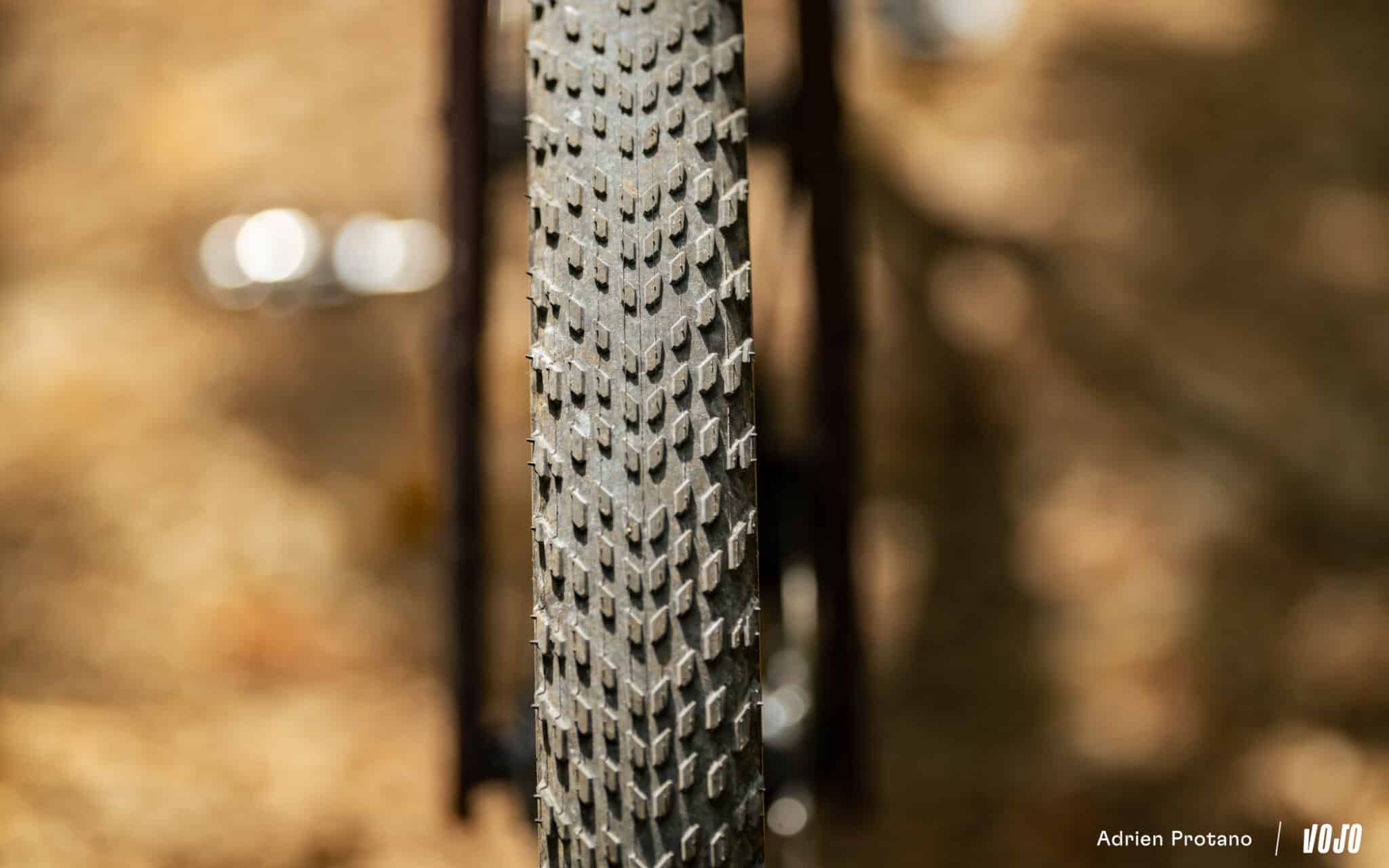 https://www.vojomag.com/app/uploads/2025/09/Specialized Diverge 4 VTTAE e bike 2025 test avis Vojo nouveaute A.Protano 41 2048x1280.jpg
