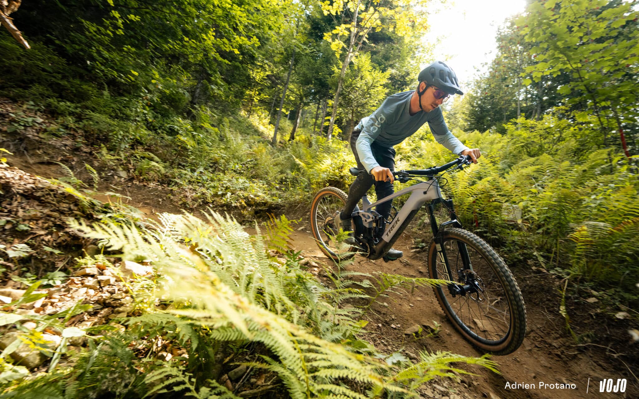 https://www.vojomag.com/app/uploads/2025/09/Trek Rail 2025 E bike VTTAE All mountain Enduro test avis comparaison Vojo nouveaute La Cluzaz A.Protano 1 2048x1280.jpg