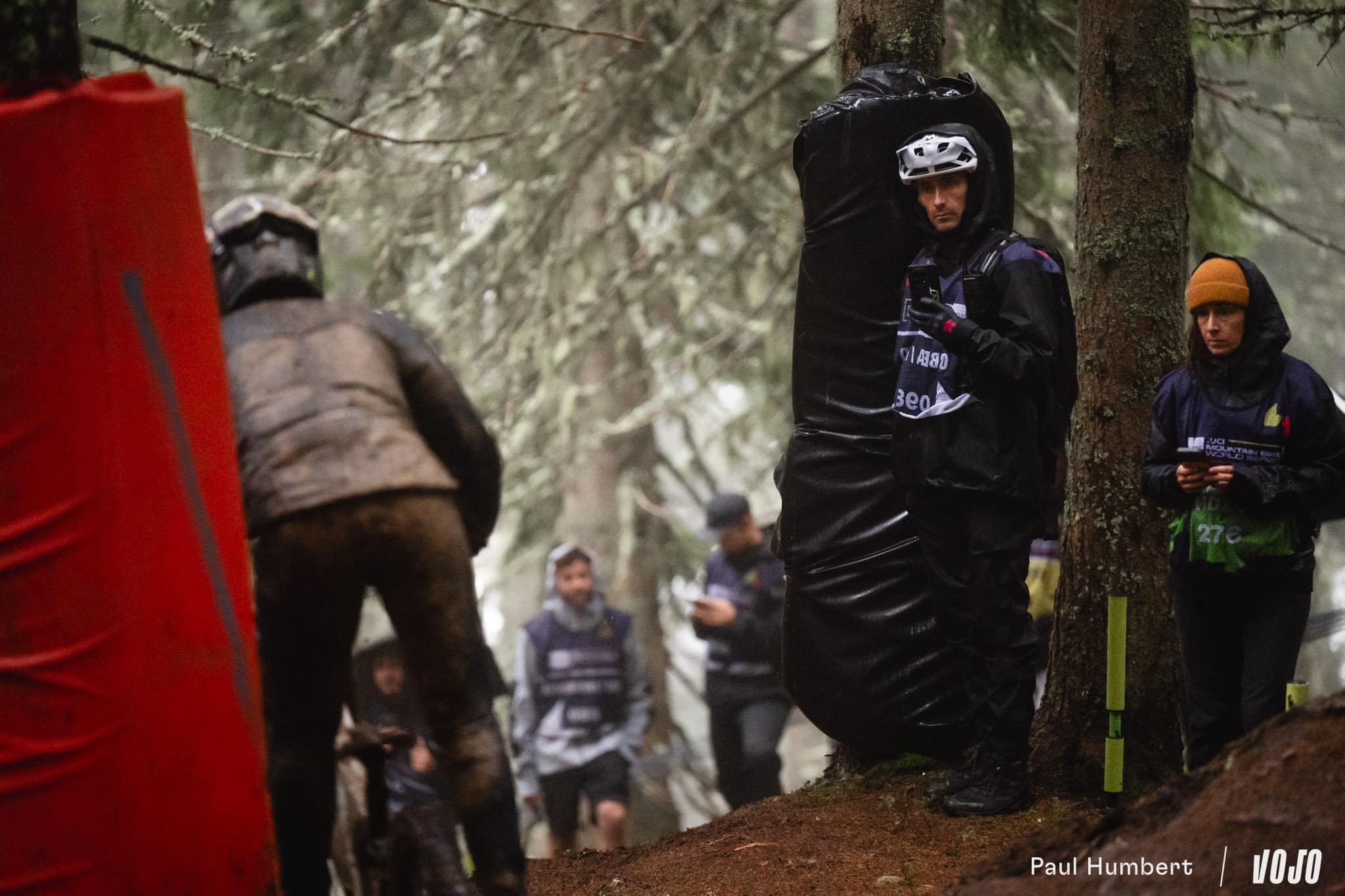 https://www.vojomag.com/app/uploads/2025/09/coach dh chris kilmurray les gets vtt 2025 vojo paul humbert 6.jpg