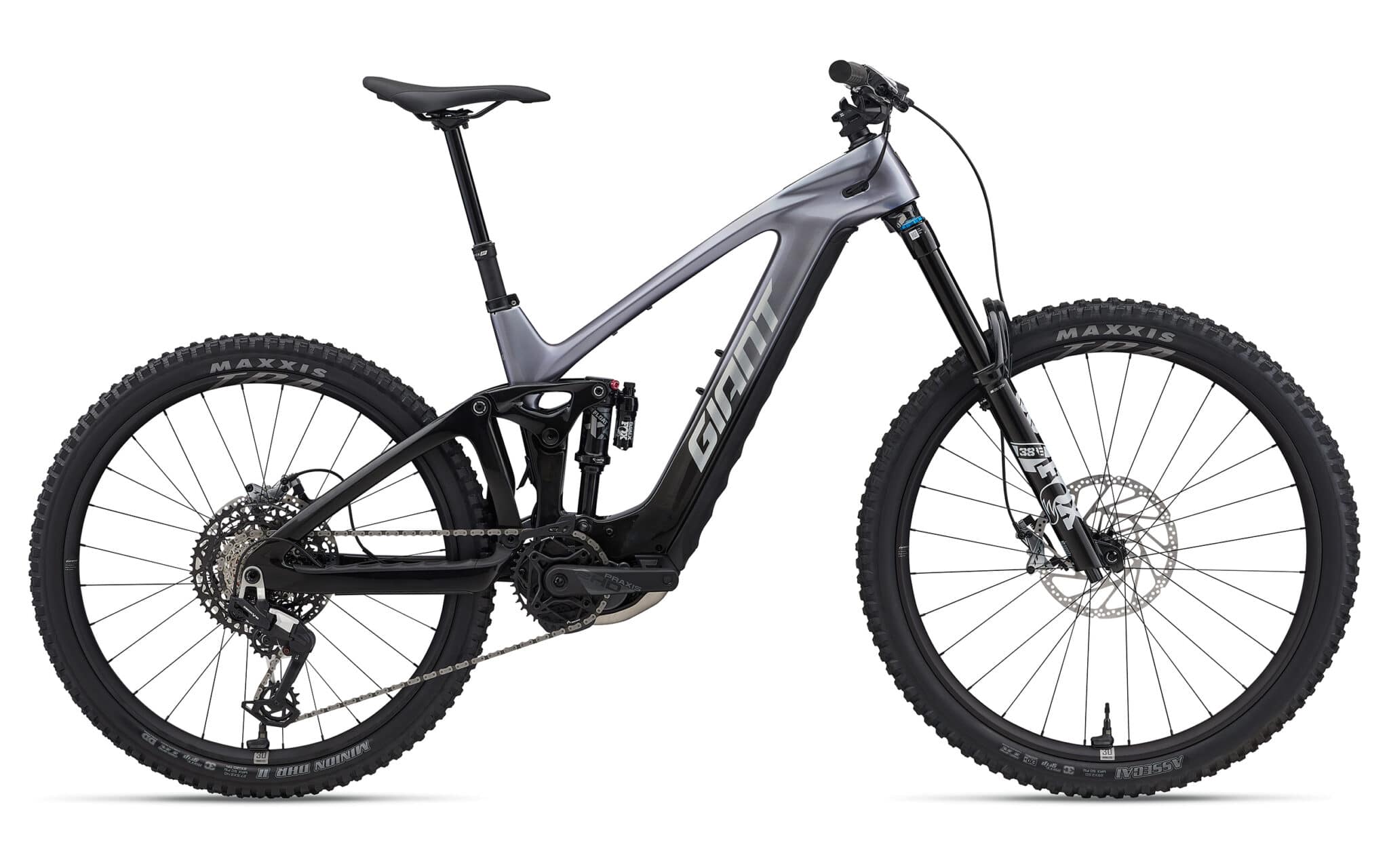 https://www.vojomag.com/app/uploads/2025/10/MY26 Reign Advanced E 1 Color A Mercury Carbon Smoke 2048x1280.jpg