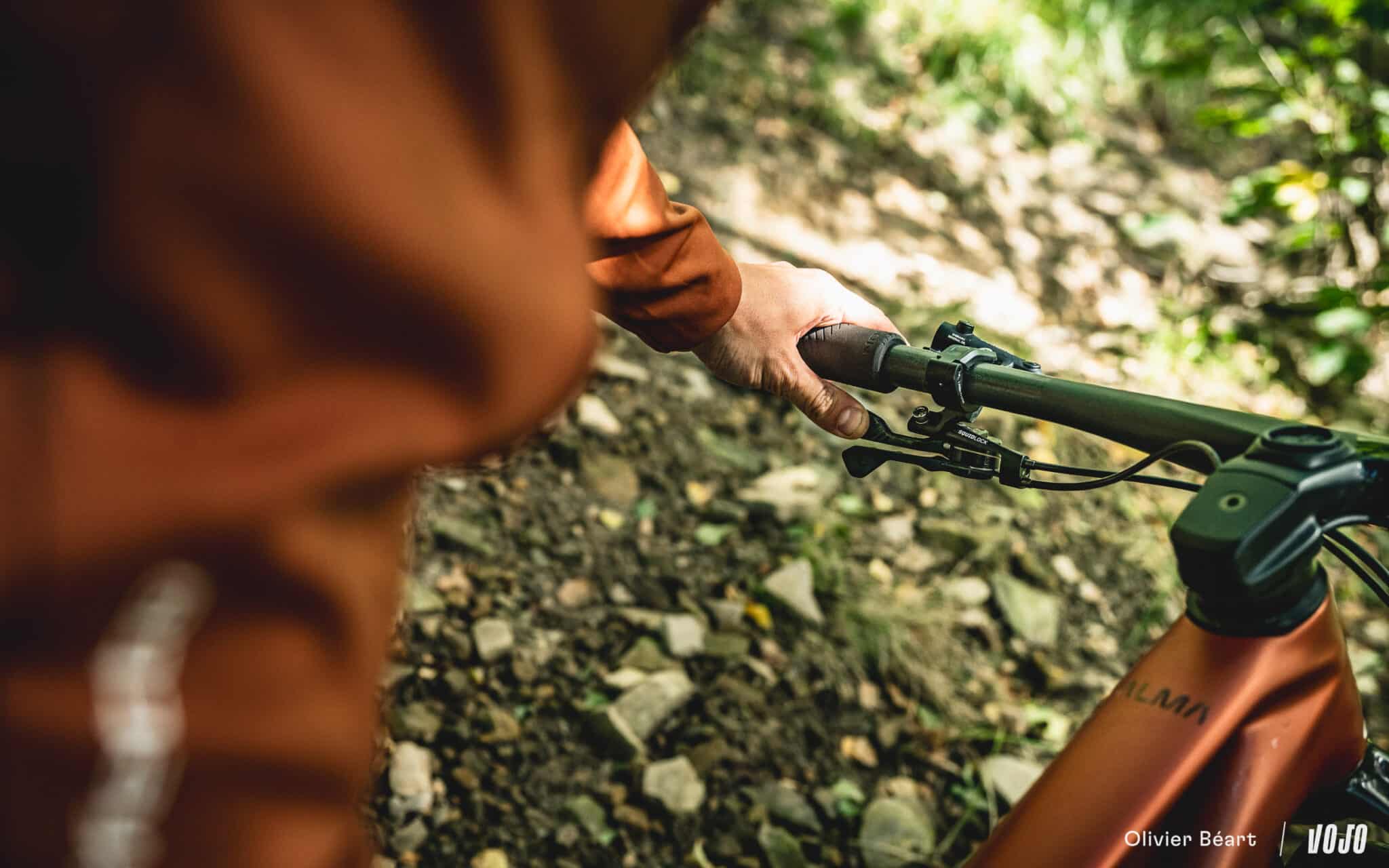 https://www.vojomag.com/app/uploads/2025/10/Orbea Alma 2025 test essai avis - Copyright Olivier Beart Vojo Magazine 20 2048x1280.jpg