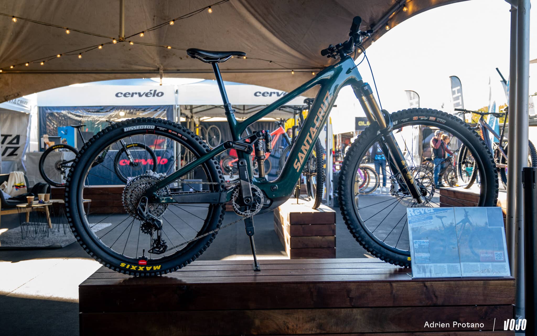 https://www.vojomag.com/app/uploads/2025/10/Roc dAzur 2025 gravel VTT salon test avis comparaison Vojo A.Protano 1 50 2048x1280.jpg