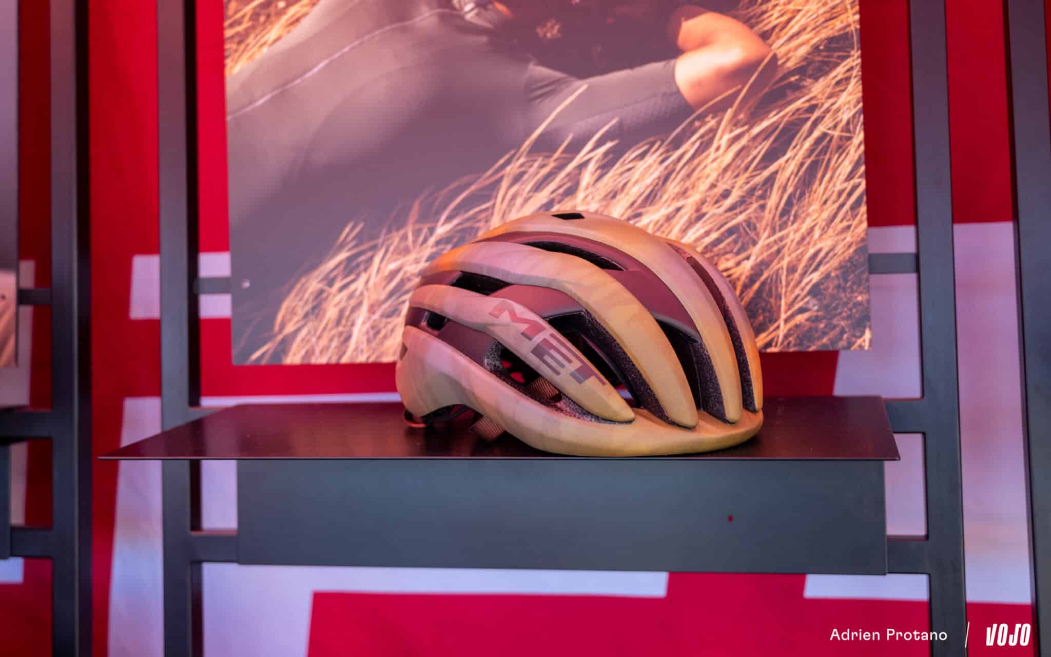 https://www.vojomag.com/app/uploads/2025/10/Roc dAzur 2025 gravel VTT salon test avis comparaison Vojo A.Protano 1 85 2048x1280.jpg