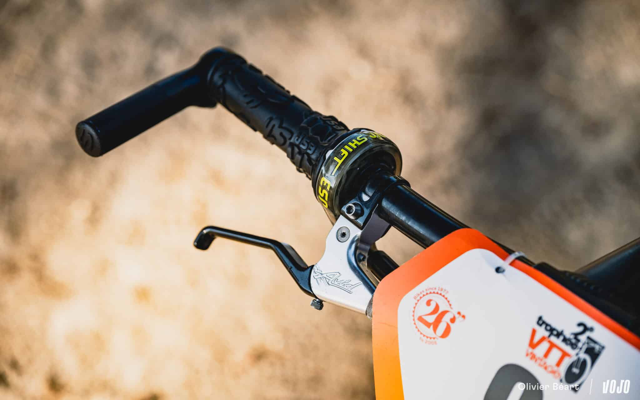 https://www.vojomag.com/app/uploads/2025/10/Trophee france vtt vintage 2025 - Copyright Olivier Beart Vojo Magazine 55 2048x1280.jpg