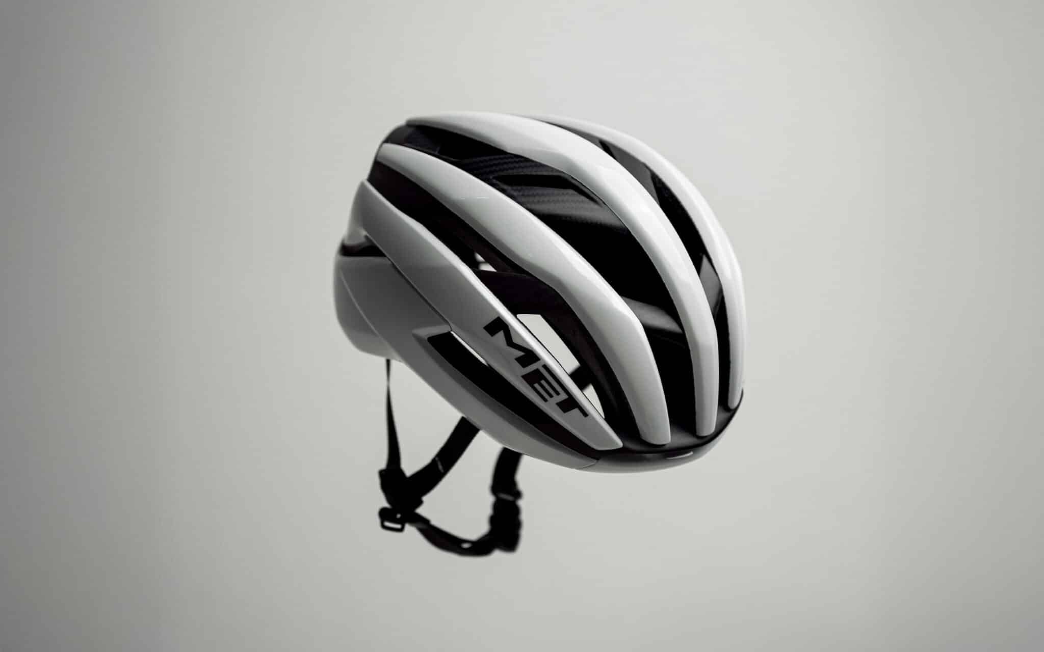 https://www.vojomag.com/app/uploads/2025/10/met trenta 3k carbon mips road cycling helmet action product still life 6 2048x1280.jpg