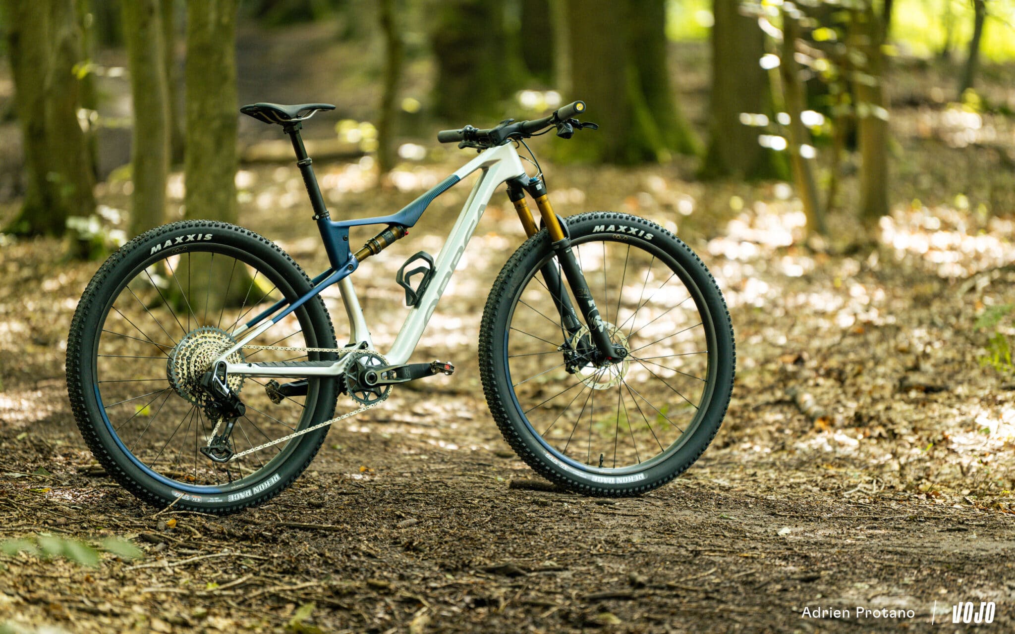 https://www.vojomag.com/app/uploads/2025/11/Orbea Oiz 2025 Test Avis Comparaison VTT A.Protano - Copyright 6 2048x1280.jpg