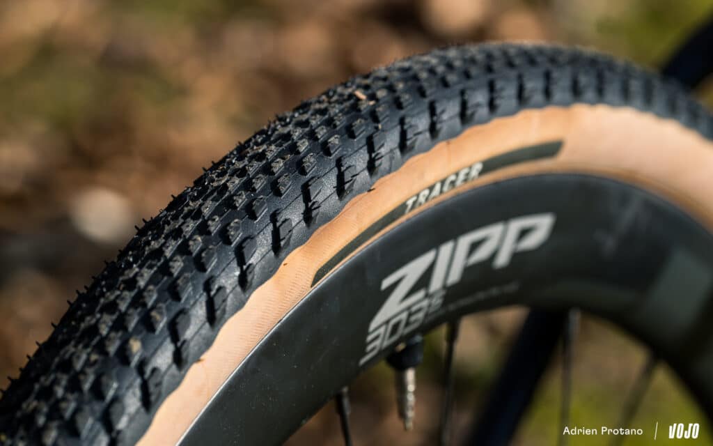 Test | Pneus gravel Specialized Tracer TLR 45c : crampons à tout faire