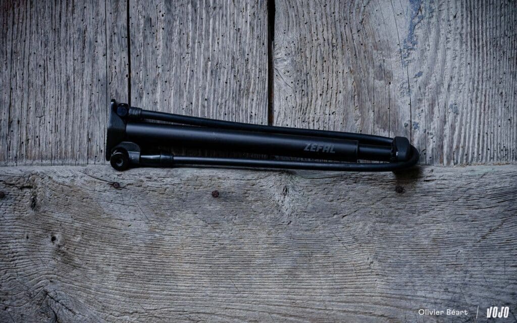 Test | Zéfal Adventure : la pompe parfaite pour les gros pneus VTT (et gravel) ?
