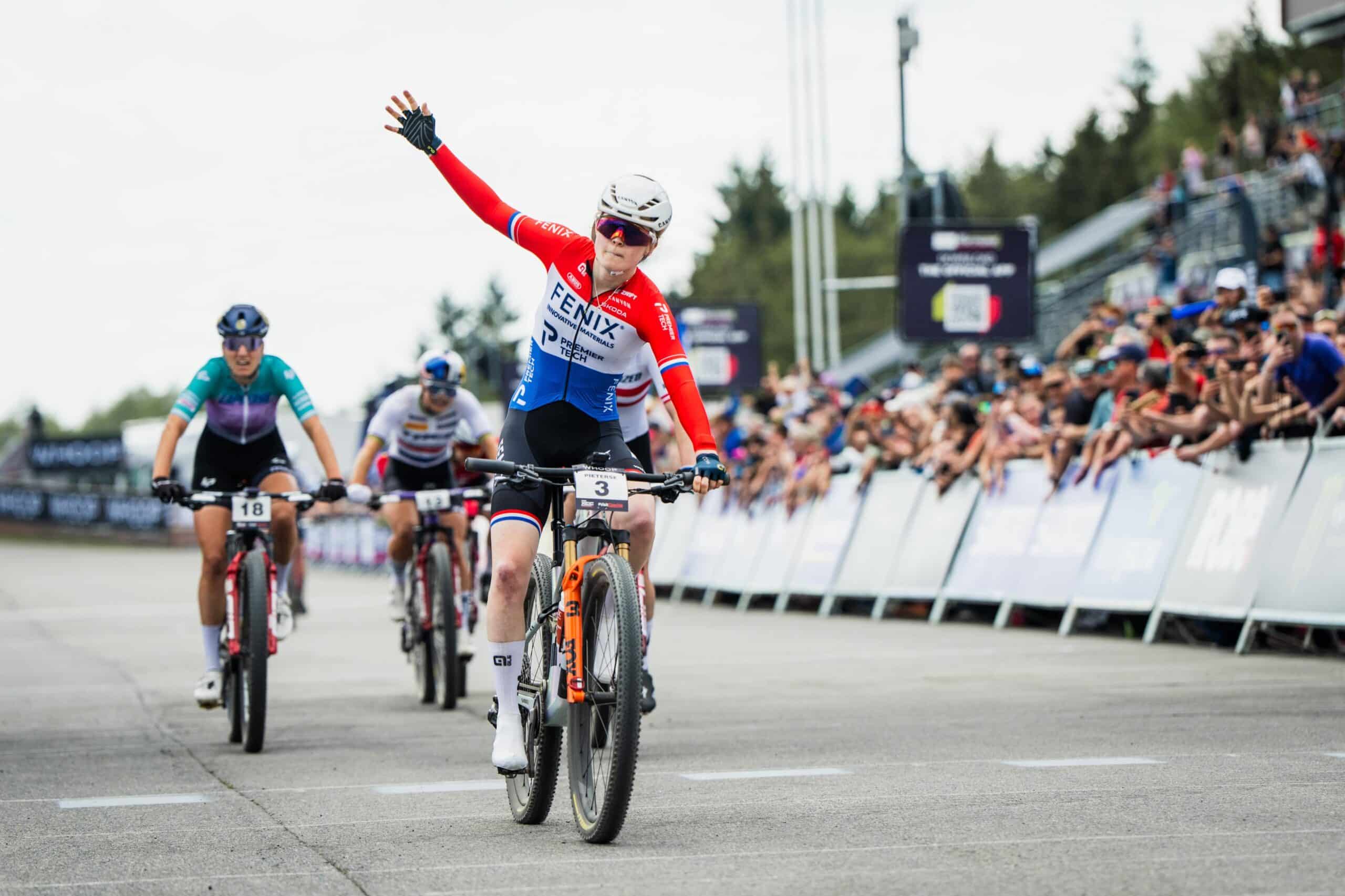 Résultats | World Cup XCC 2026 – Nove Mesto : Puck Pieterse n&rsquo;a pas loupé sa rentrée
