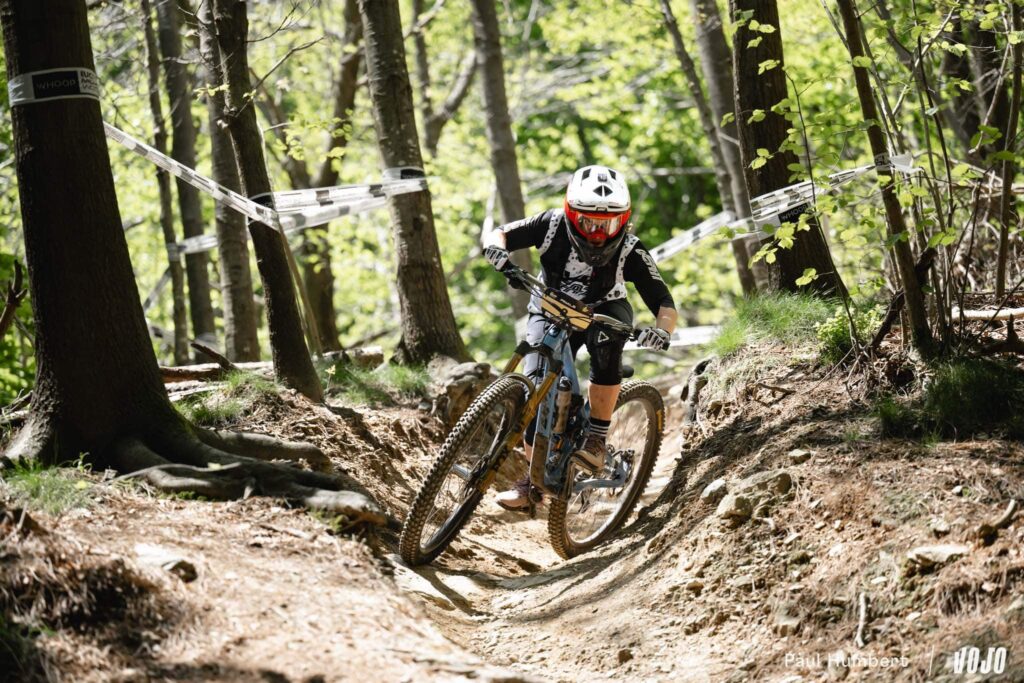 Dans les coulisses d’une Coupe du monde VTT Enduro