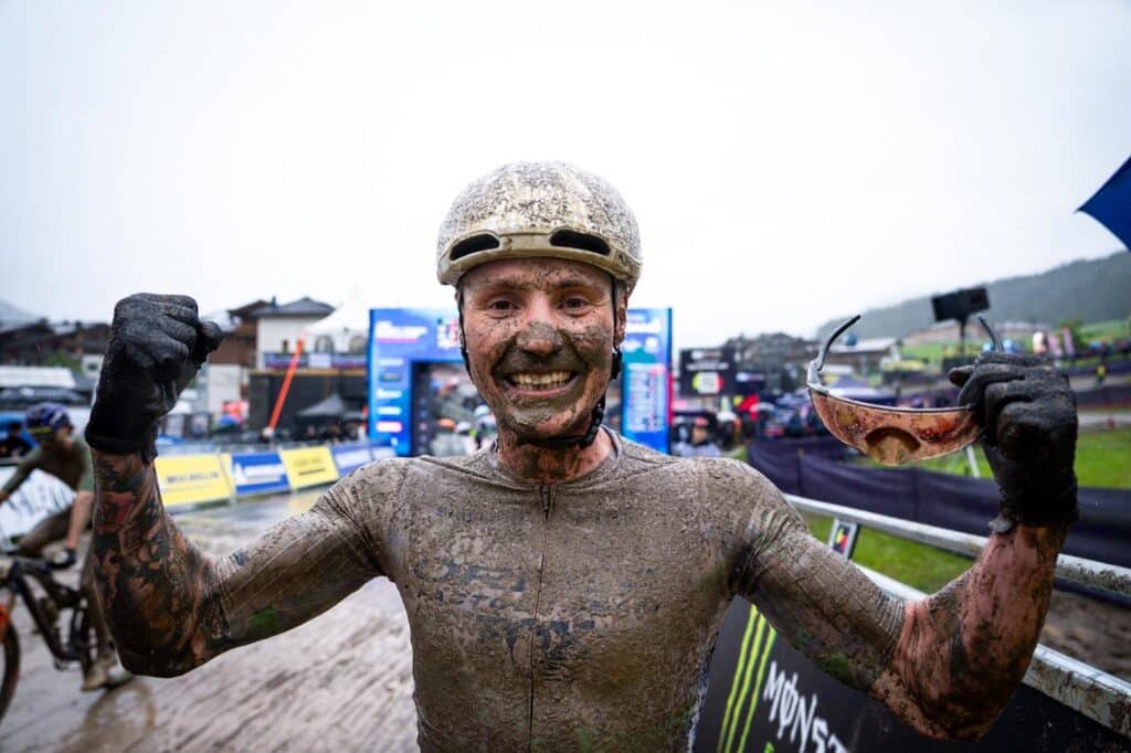 Résultats | World Cup XCC 2026 – Leogang : Sina Frei et Simon Andreassen dans la boue