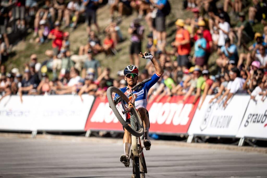Résultats | World Cup XC 2026 – Lenzerheide : victoire de Luca Martin et Jenny Rissveds