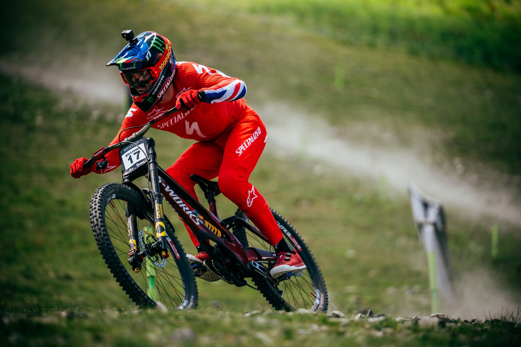 Résultats | World Cup DH 2026 – La Thuile : Höll, encore et Williams, enfin !