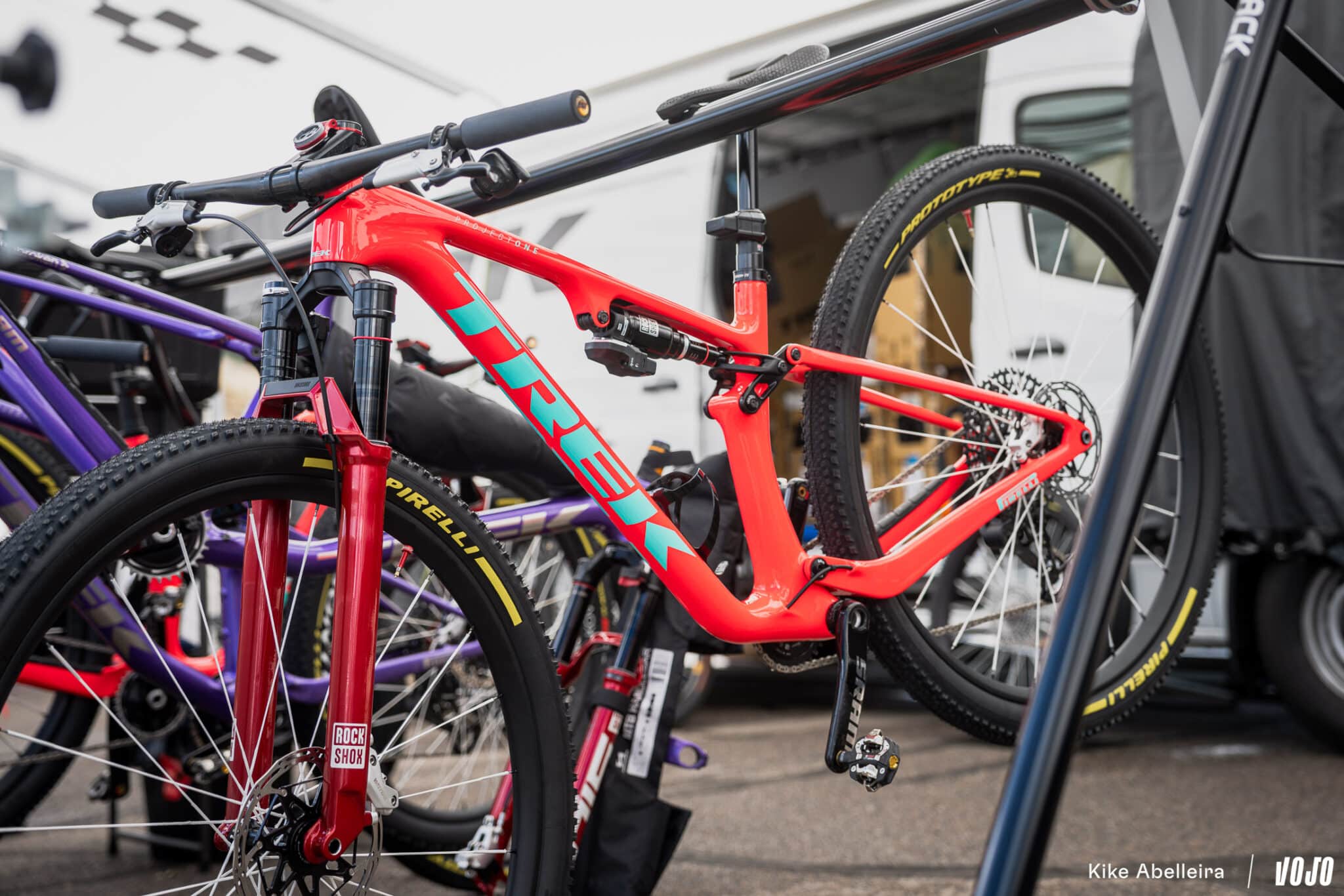 Spyshot | Le Trek XC 32 pouces est de sortie… et la RockShox SID 32 aussi !