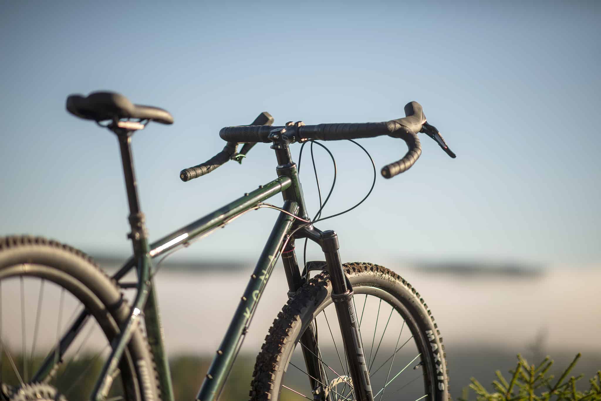 Test | Kona LBF : gravel ou VTT semi-rigide ? Il brouille les pistes