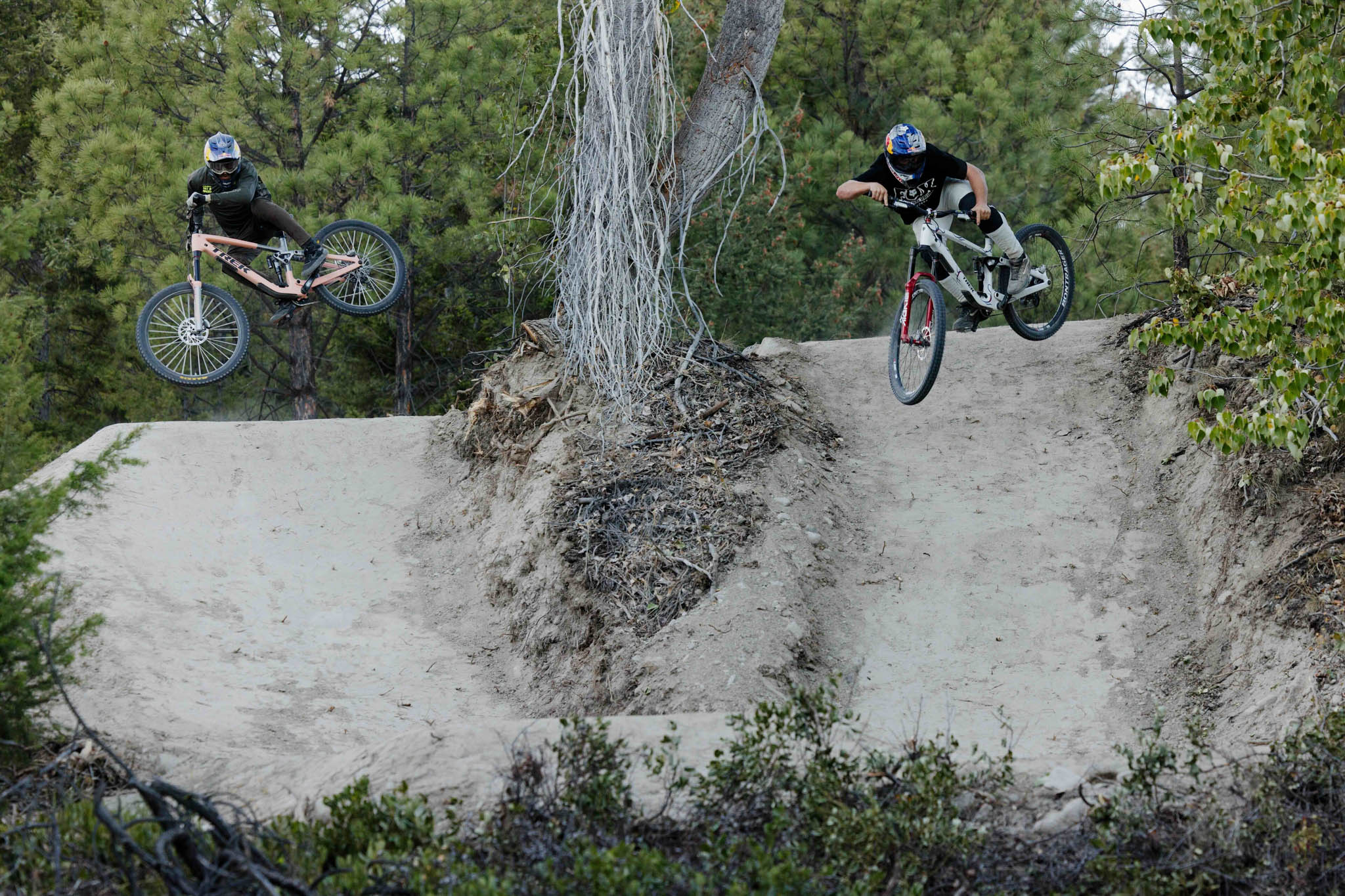 Parallel III : Brandon Semenuk invite Hugo Frixtalon et Kade Edwards