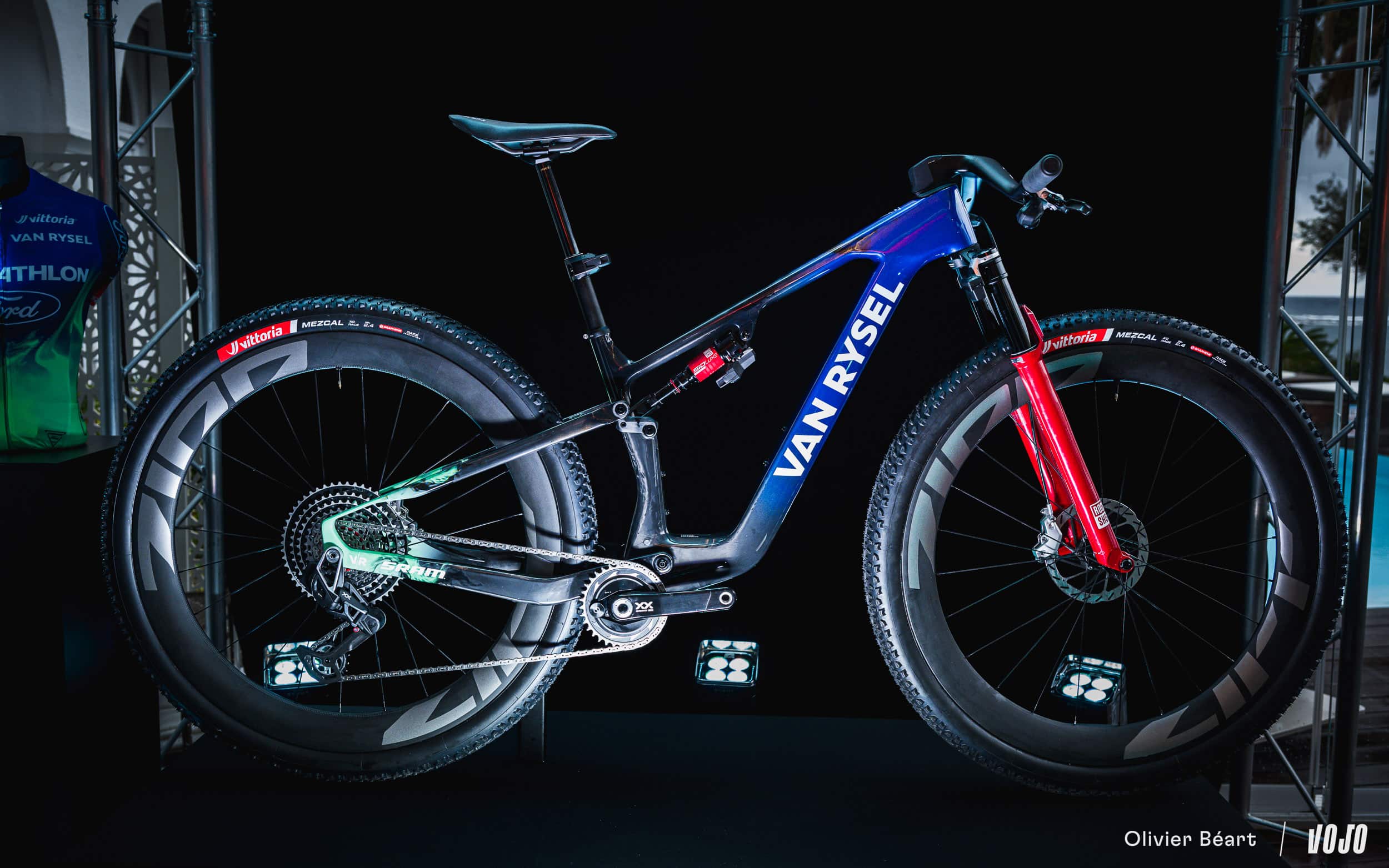Bike Check | Van Rysel RCR XC : la future arme 32 pouces aéro du team Decathlon Ford